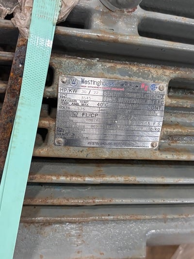 30 HP 3545 RPM Westinghouse #B03002TES5, squirrel cage motor, 575 Volts, 3-phase, TEFC, w/ Lovejoy SW150 - Image 3