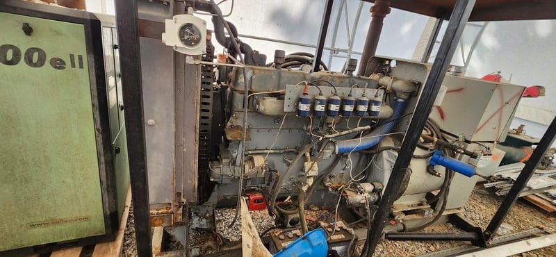 125 KW Tamper #8503GY-3M80DC-AM, natural gas generator set, 480 Volts, 3-phase, Waukesha 817 GU engine - Image 2