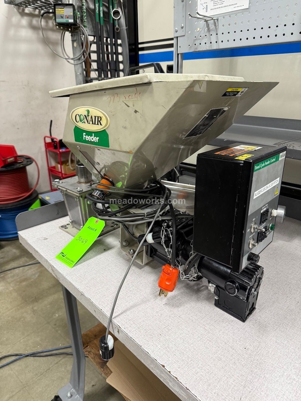 Conair #BFS, Auger Feeder, timed cycle control, 3/8" diameter x 3/8" pitch auger - Image 1