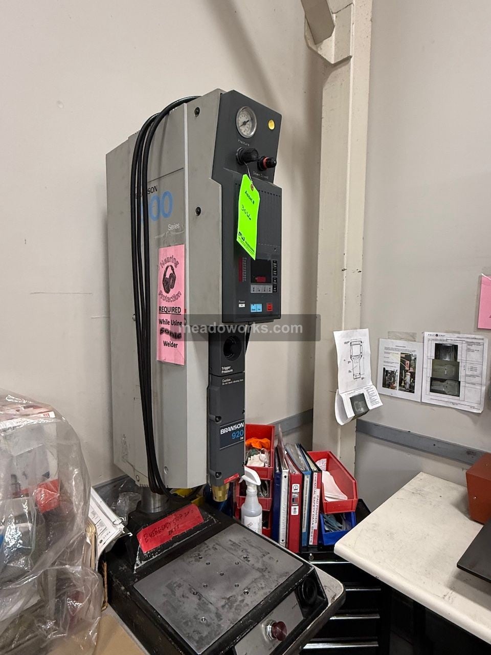 Branson #920-IW, Ultrasonic Welder, power supply, bench base w/ fixture nest - Image 2