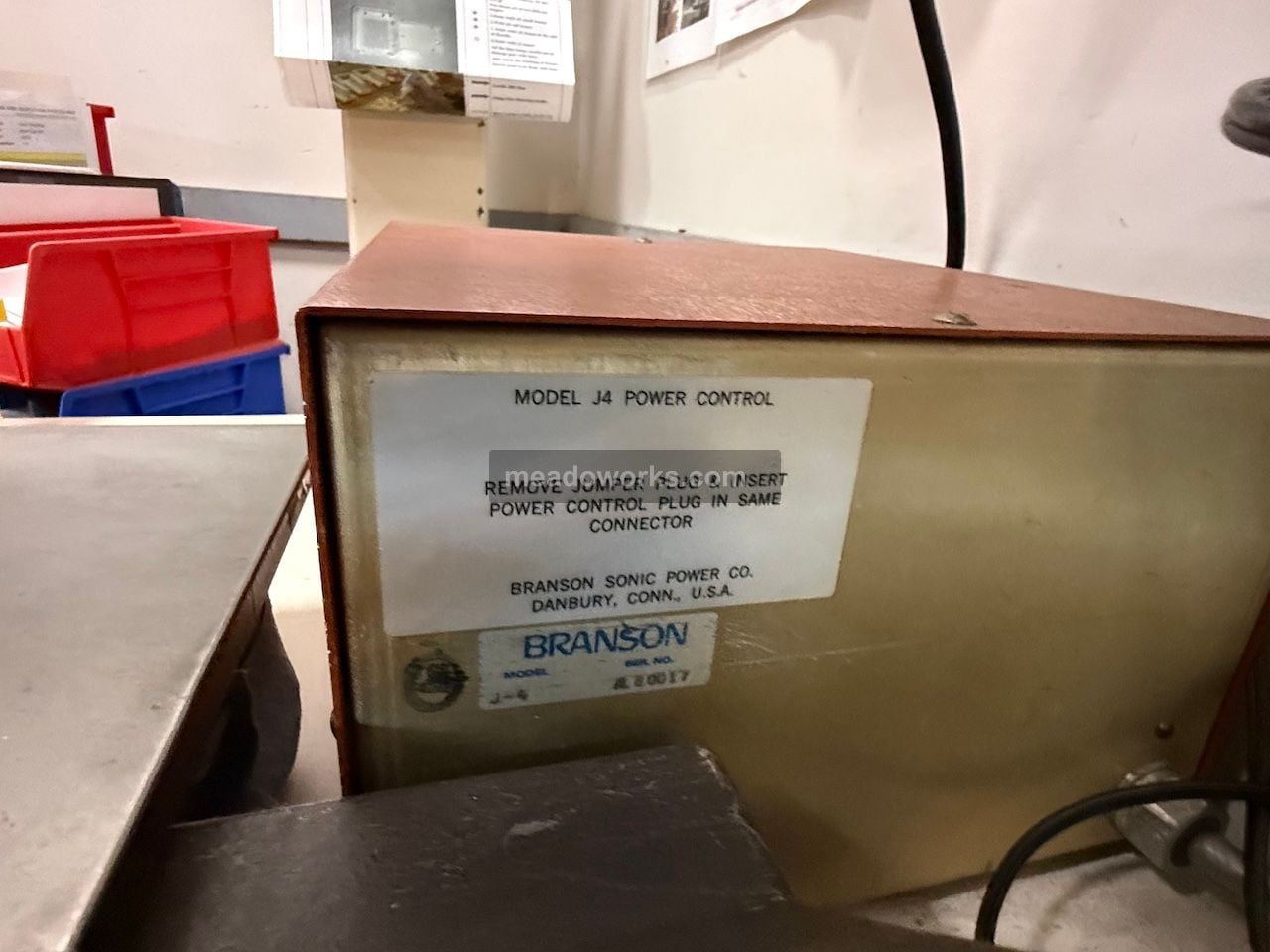 Branson #8700, Ultrasonic Welder, column-mounted actuator, drilled & tapped fixture plate, power control - Image 4