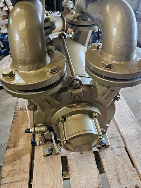 500 CFM, Dekker #DV0550B-KA2, Liquid Ring Vacuum Pump, 40 HP, oil bath bearings - Image 3