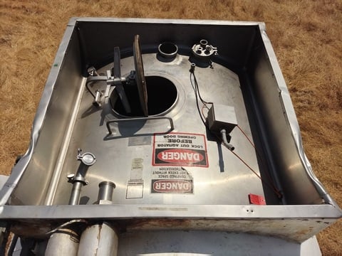 5,000 gallon Cherry Burrell #SVW, Stainless Steel Jacketed Tank, 7.5' inside diameter x 14' H, scraped - Image 5