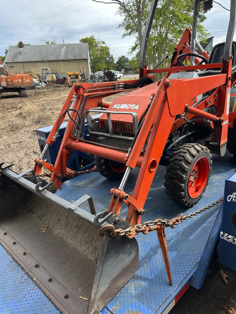 Kubota #B21, commercial Tractor Loader Backhoe TLB, 21 HP D1005 3-Cylinder diesel engine, 4x4, 4WD, ROPS - Image 4