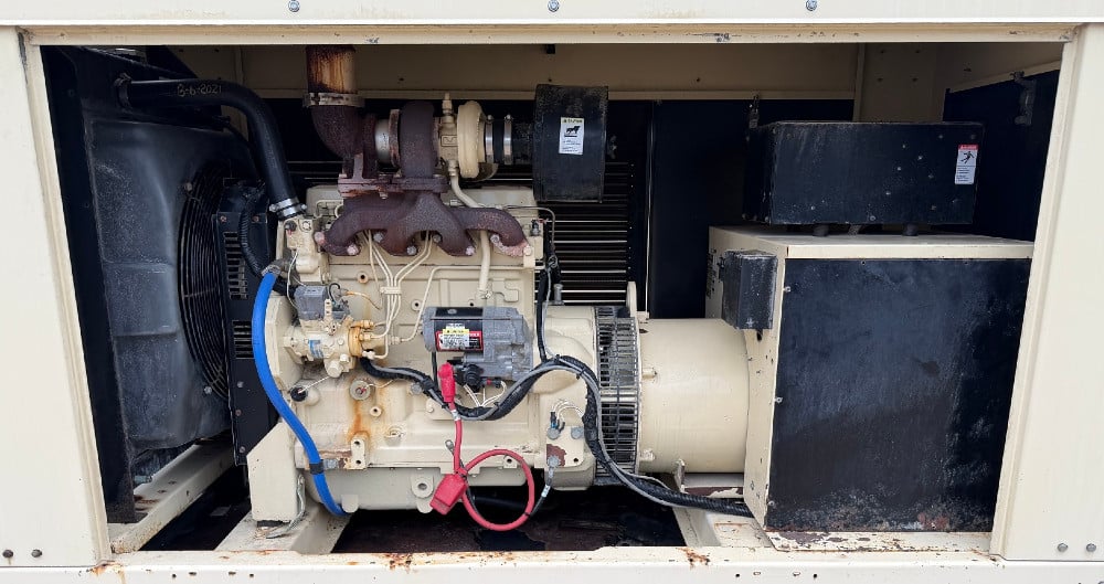 55 KW Kohler #50REOZJB, diesel generator set, 120/208 Volts, 3-phase, John Deere 4045TF150 engine - Image 2