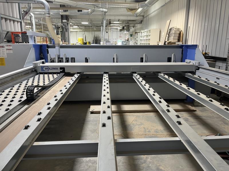 Holzma #HPP-250, front load automatic panel saw, 149.6" cutting length, 2.95" blade projection, 18 HP, 4,700 - Image 5