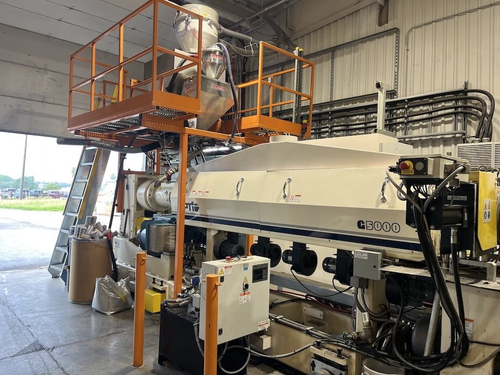 5" PTI #G5000, sheet extrusion line, 32:1 L/D, 300 HP, 42" wide die, GCVD481830 3-roll stack, 2,000 PPH, 575 - Image 2