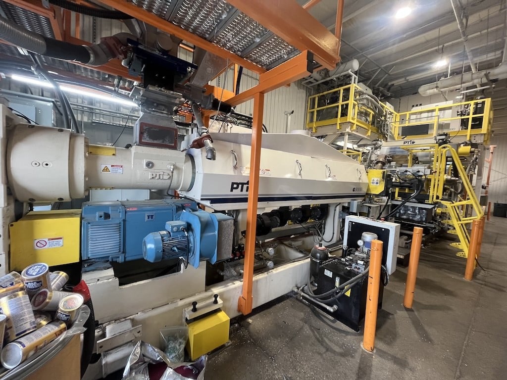 5" PTI #G5000, sheet extrusion line, 32:1 L/D, 300 HP, 42" wide die, GCVD481830 3-roll stack, 2,000 PPH, 575 - Image 5
