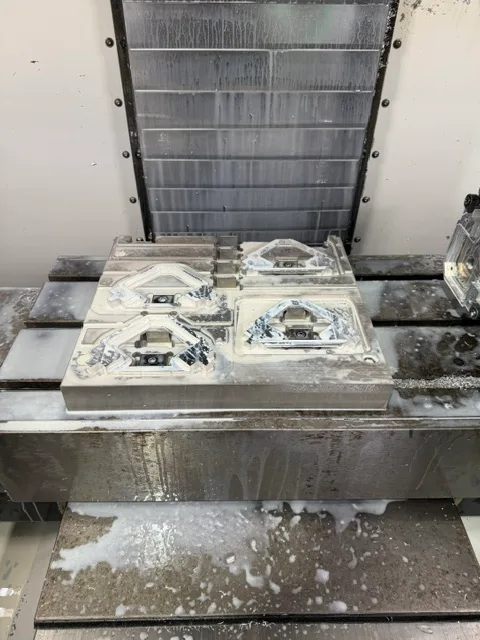 Haas #VF-2SS, CNC Vertical Machining Center, 30" X, 16" Y, 20" Z, 12000 RPM, CAT 40, 24 automatic tool - Image 4