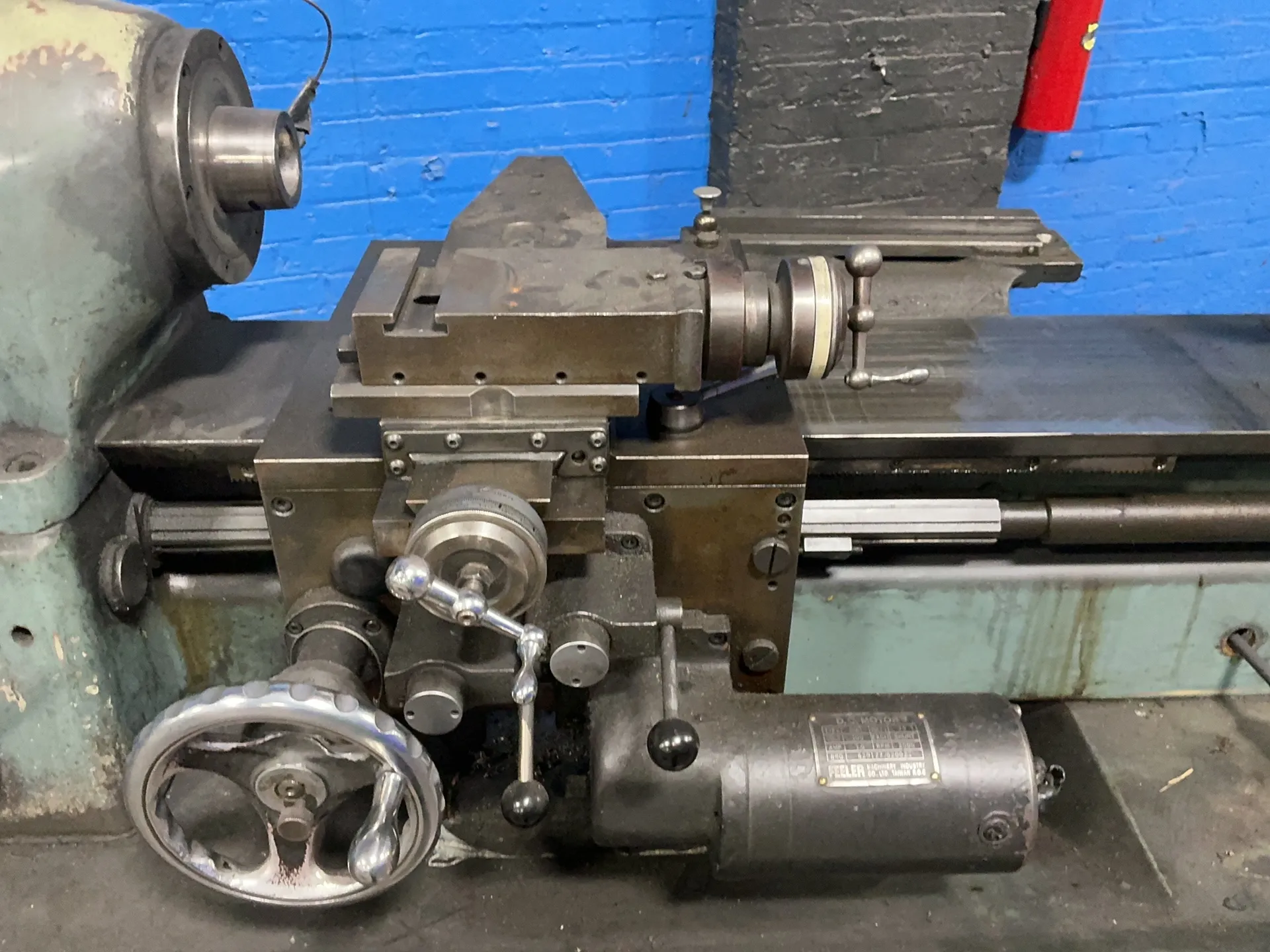9" x 24" Feeler #FTL-618N, engine lathe, 1" bore, 1 HP, 3000 RPM, tailstock, compound rest, 1986 - Image 5