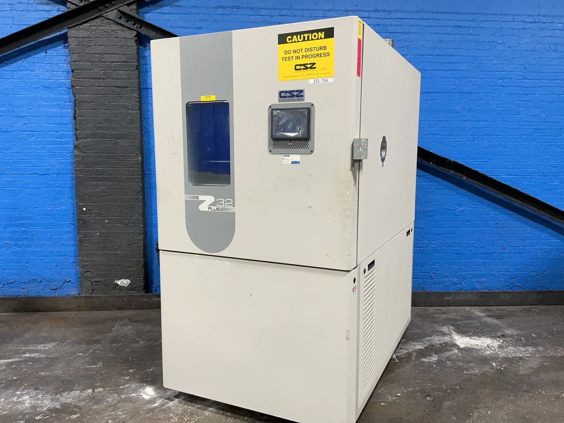 38" x 34" x 38" chamber, CSZ #ZP-32-1.5H/AC, environmental test chamber, R-404A, 34 A (2 available) - Image 1