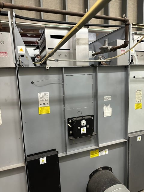 120 lb. ADC/Milnor #MLG-122, Natural Gas Dryer, 12" W.C. max. gas supply pressure, microprocessor control - Image 2