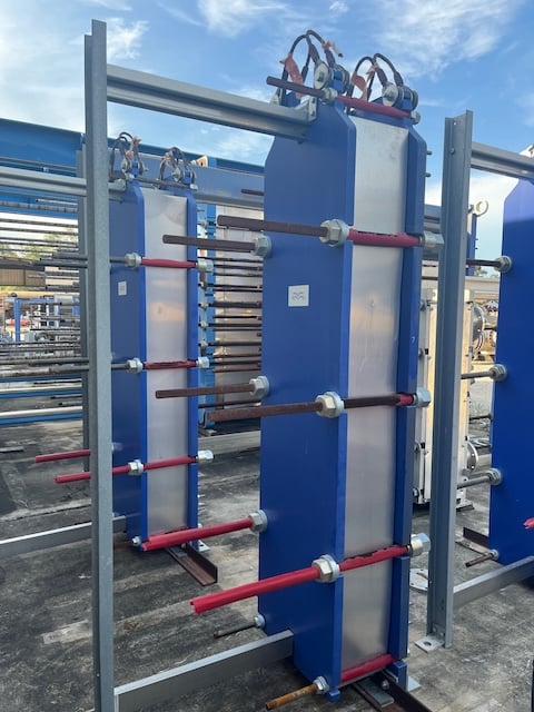 1622 sq.ft., 149 psi, Alfa-Laval #TL15-BFG, plate heat exchanger, 150°F, 304 Stainless Steel plates, .0157" - Image 1