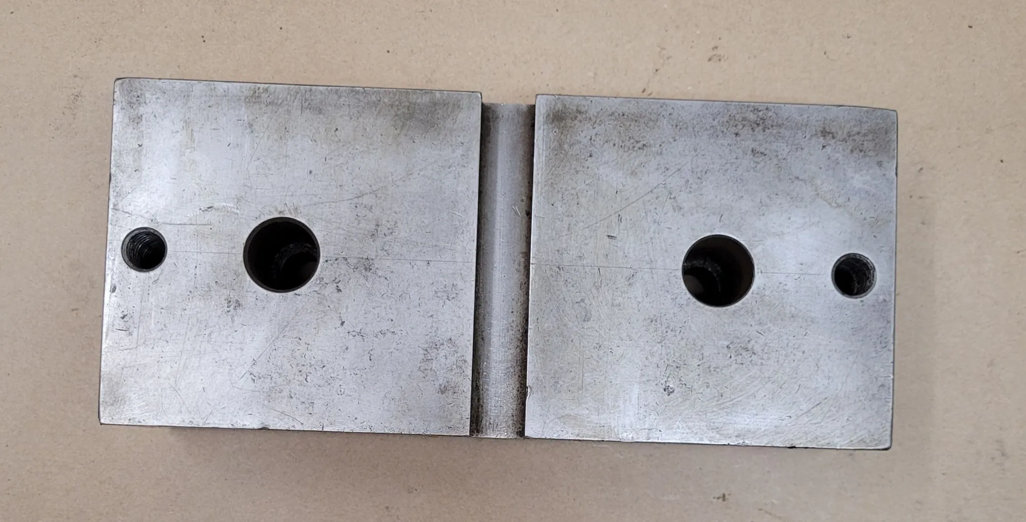 Anchor, vise, 9" L x 4" width x 2" H - Image 1