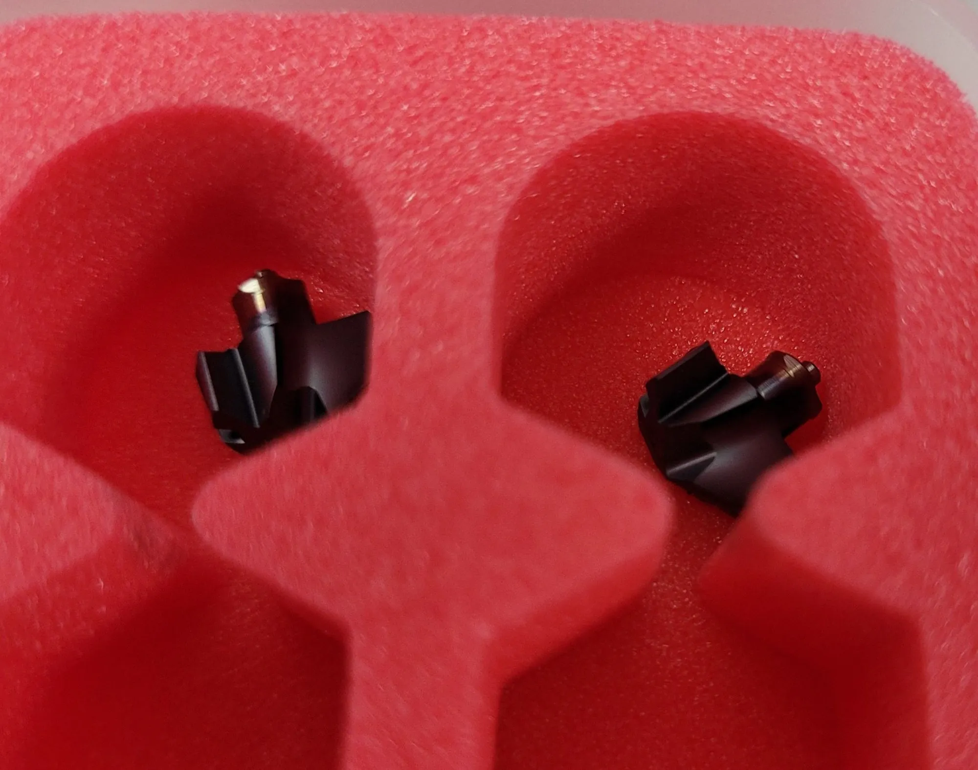 Iscar #IC908, drilling head inserts, TiAlN coated carbide, various diameters and packs - Image 4