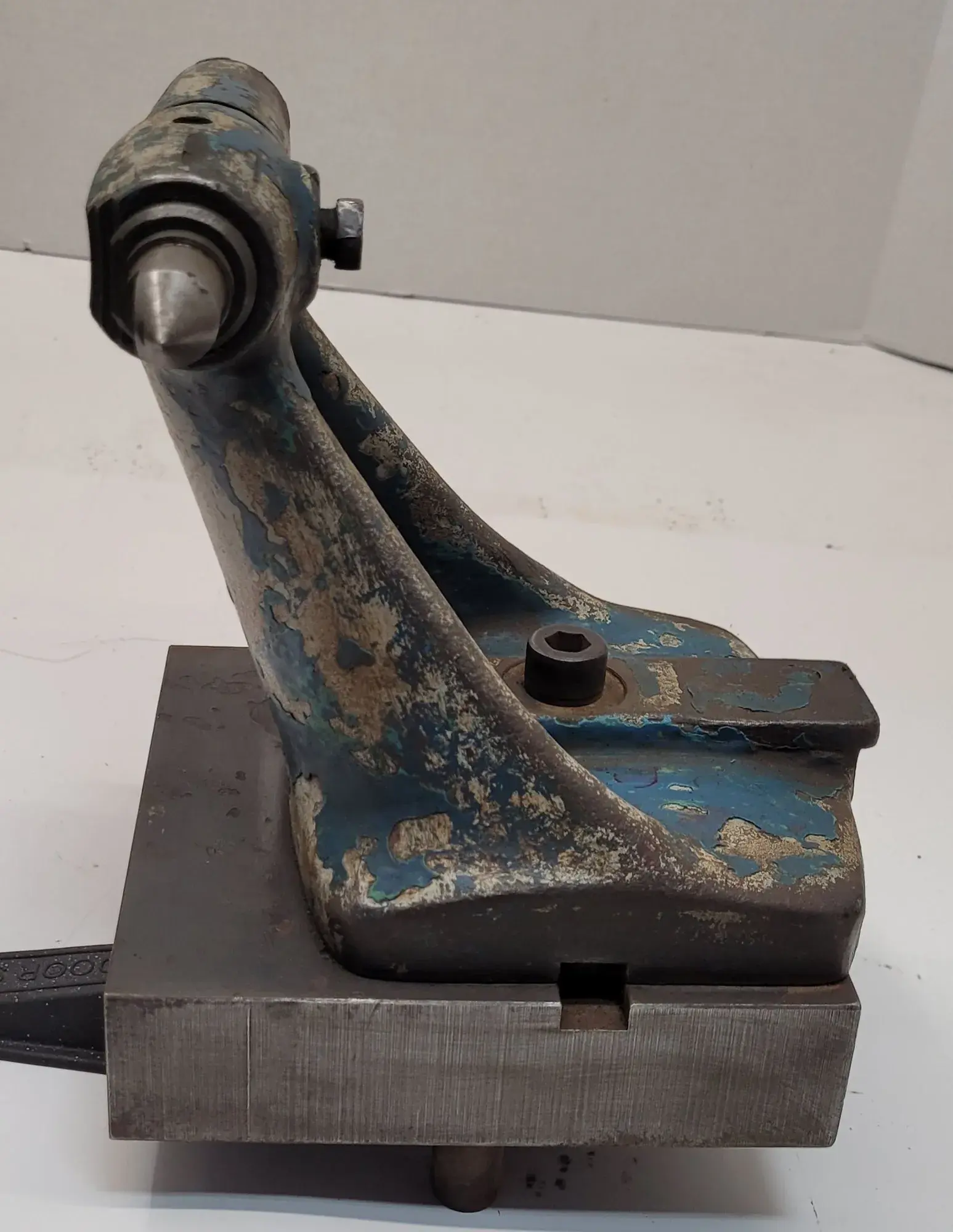 K.O. Lee, tailstock, 5-3/8" center height - Image 1