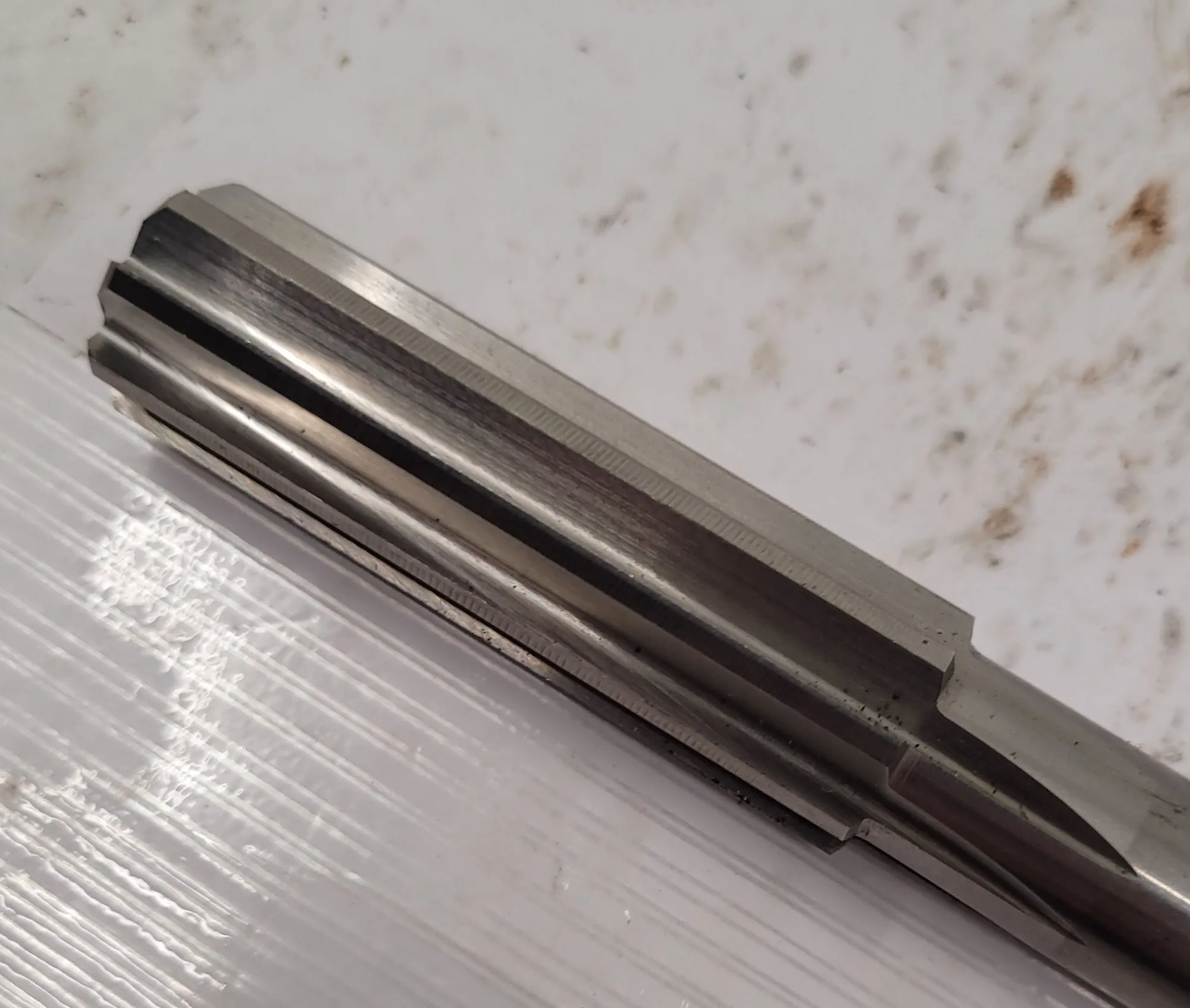 L & I USA #LV533.7020, HSS chucking reamer, .2720" diameter, straight flute, straight shank - Image 4