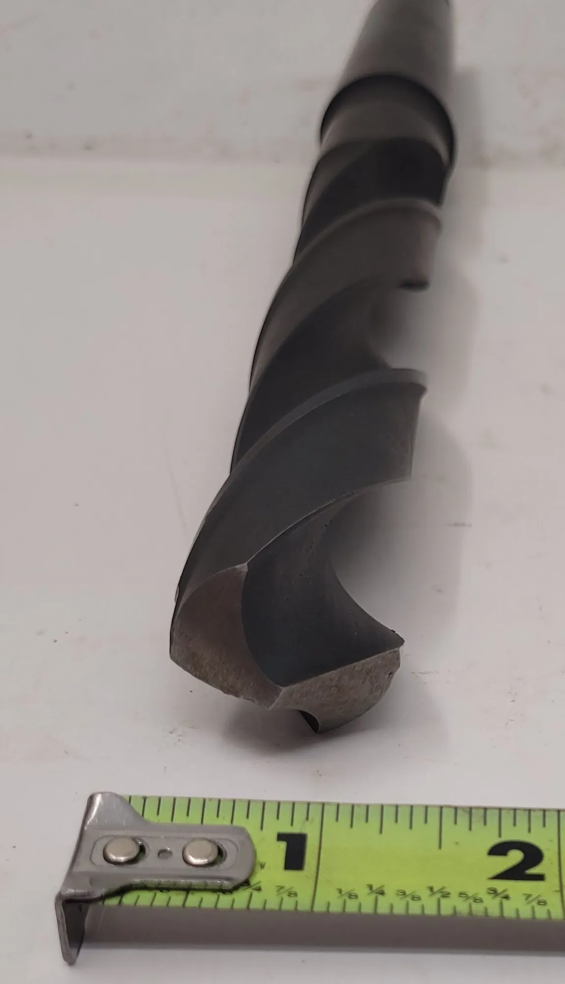 Pratt & Whitney Quality Machine, 1-1/8" HSS taper shank drill, 4MT shank - Image 4