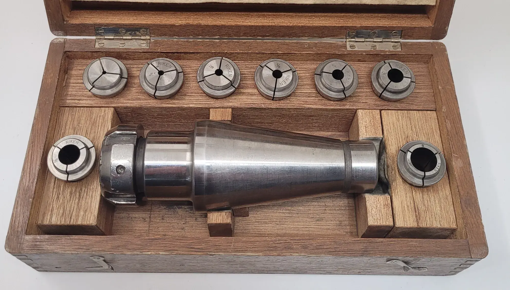 Spring collet chuck, NT50 adapter, 7-7/8" OAL, 2.44" nut diameter - Image 1