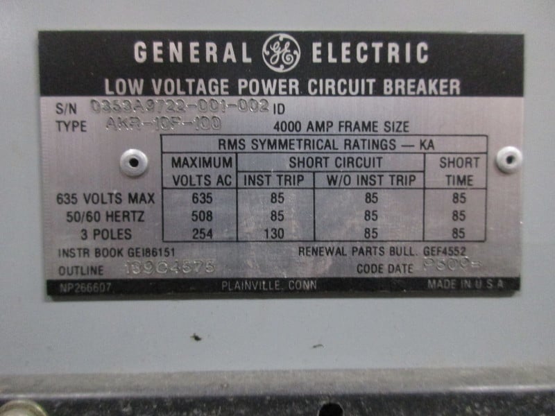 4000 Amps, General Electric, akr- 10f-100, electrically operated, drawout - Image 2