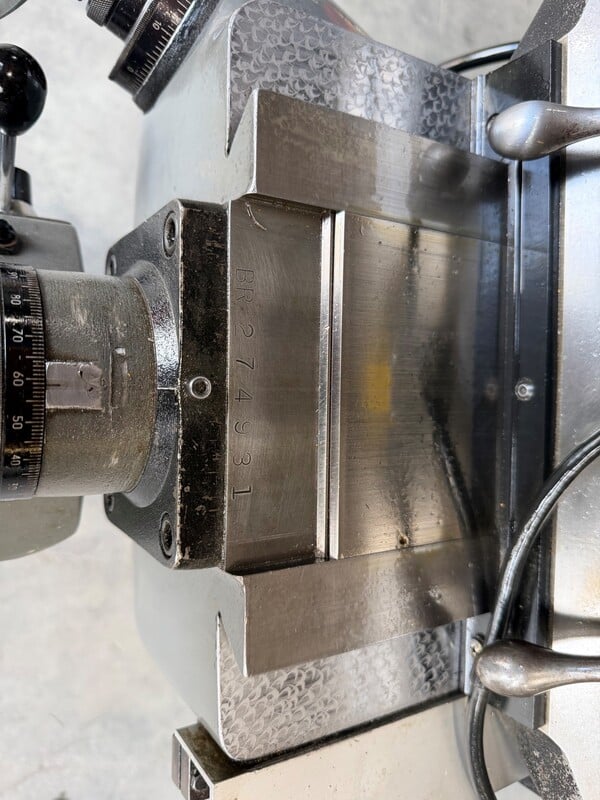 Bridgeport #Series-I, vertical mill, 9" x48" tbl., 2 HP, 36" X, 12" Y, 16" Z, 60-4200 RPM, R-8, variable - Image 4