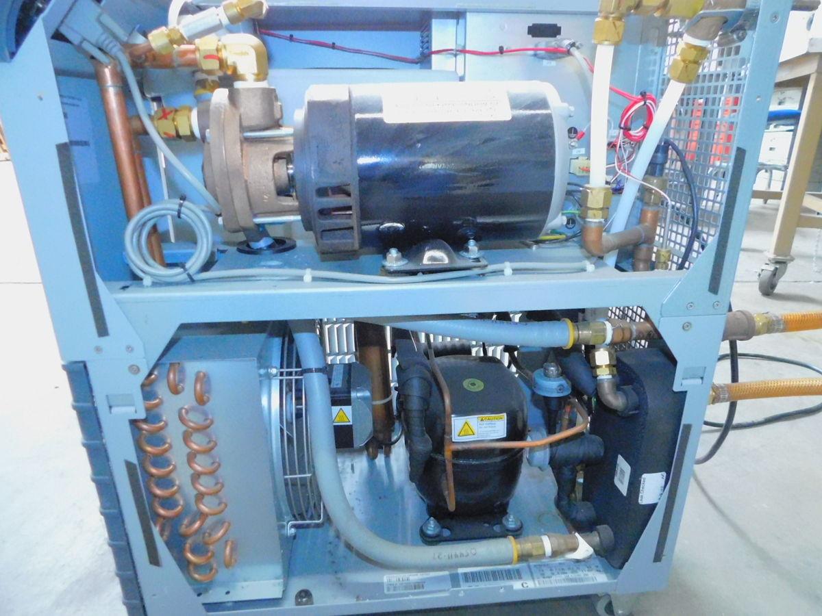 900 width Thermo Scientific #ThermoFlex900, Chiller, 5° to 40° C, 14.7 L/Min. Flow - Image 4
