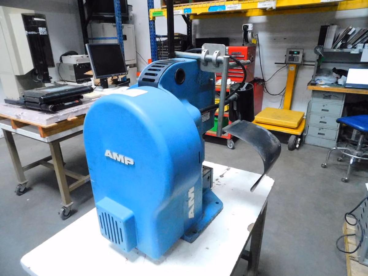 AMP #565435-5, Crimping Press, 120 V., 1 Ph. (2 available) - Image 3