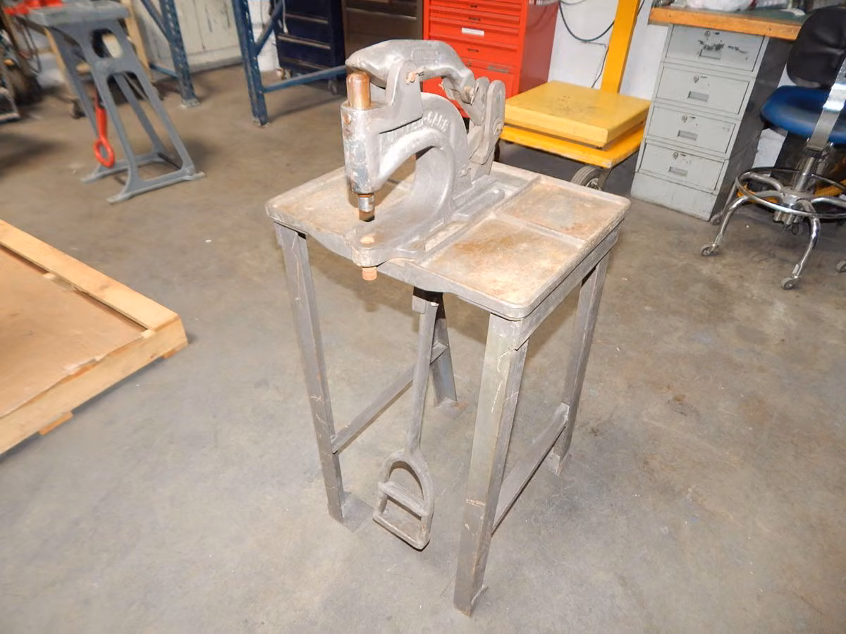 United Carr #M239-9, Kick Press - Image 2