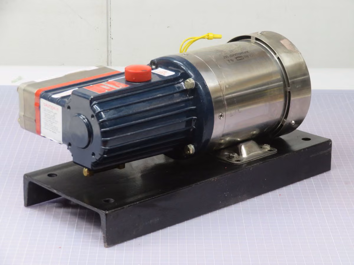 1 GPM Hydra-Cell #M03BASGSFEMA, Triplex Diaphragm Pump, 1000 PSI., 0.33 HP, 115/230 V. - Image 2