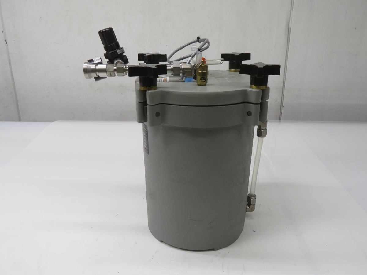 1 Gallon Nordson EFD #626DT, Stainless Steel Fluid Reservoir Pressure Tank, Analog Gauge, 5 Liter - Image 4