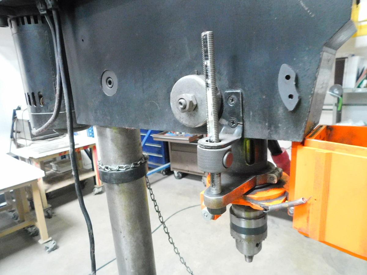 17" Dayton #3Z918E, Drill Press, 3/4 HP, 120/240 V., 1 Ph. - Image 5