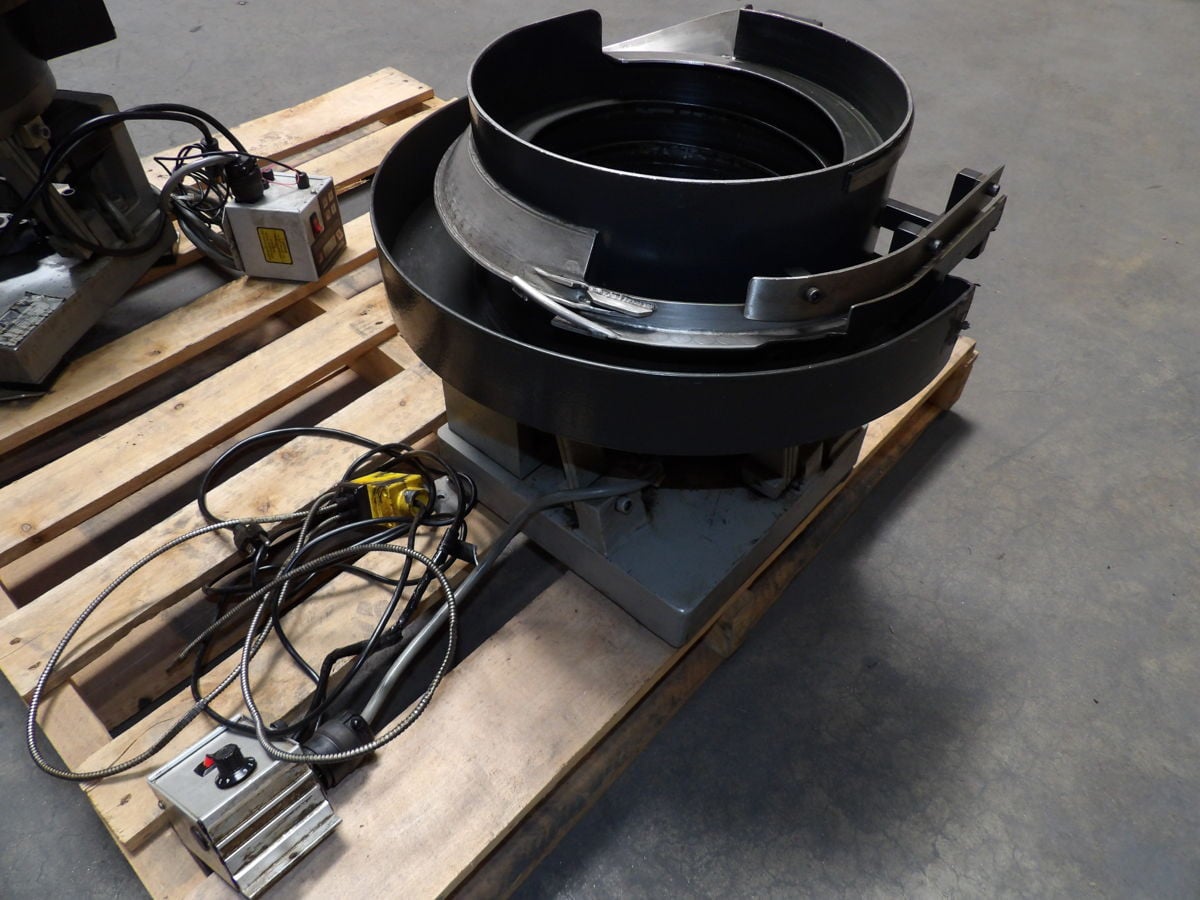 Vibratory Bowl Feeder, counter clock wise, 12" diameter, 120 V., 1 Ph. - Image 2