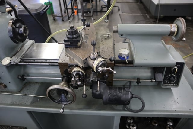 11" x 18" Hardinge #HLV-H, toolroom precision lathe, 6.5" swing over cross slide, 1-1/16" bar, 5C, 125-3,000 - Image 10