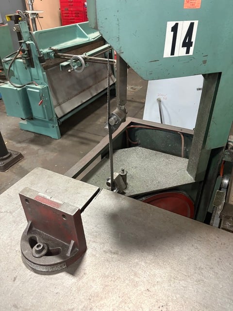 10" x 12" E-R Maier #KM1012, Roll-In Horizontal Band Saw, 18" x 30" table, 76-363 FPM, 1/4"-3/4" blade width - Image 4