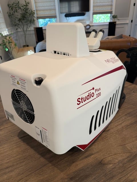 Neutec #PulsePoint-Studio-Plus-220, Jewelry Laser Welder, Leica 10X microscope, 115/230 Volt, 2025 - Image 2