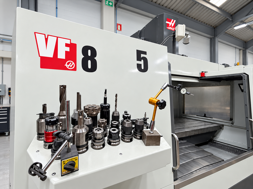 Haas #VF-8, CNC Vertical Machining Center, 2014 - Image 3