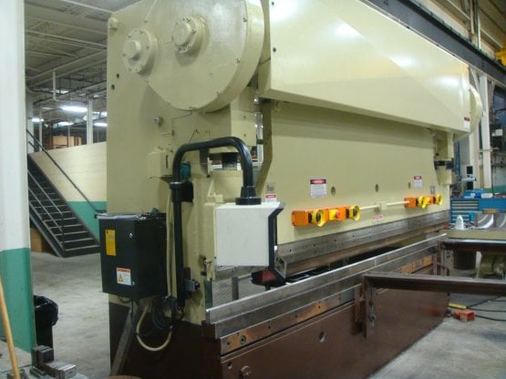 225 Ton, Wysong #225-12, mechanical press brake, 12' overall, 3" stroke, 12" max die space, 5" ram adj., 8' - Image 5