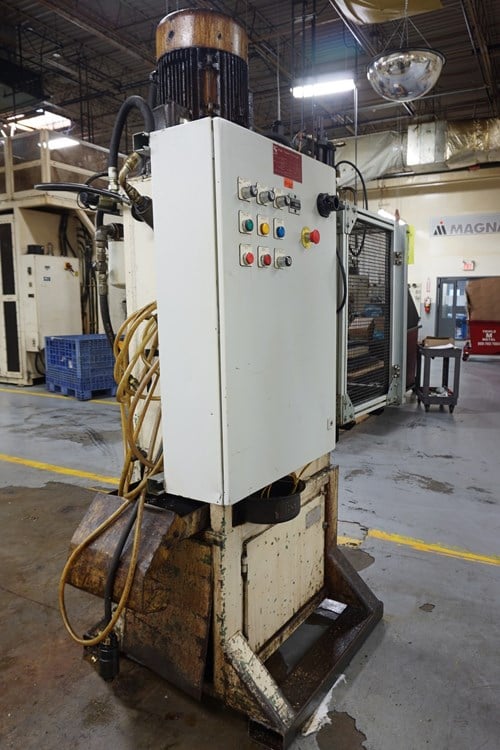 20 Ton, RA Machines, hydraulic C-frame press, 18" x 16" bed, 16" throat, VIT controls new 2011, palm - Image 3