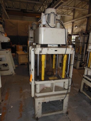 40 Ton, Fisher Dynamics, 4-post up-acting hydraulic press, 14" stroke, 19" daylight, 28" x 28" bed, 21" x 21" - Image 2