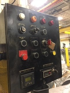 150 Ton, Verson #150, OBI flywheel press, 8" stroke, 22" Shut Height, 6" adj., 50" x 30" bed, 46 SPM, light - Image 3