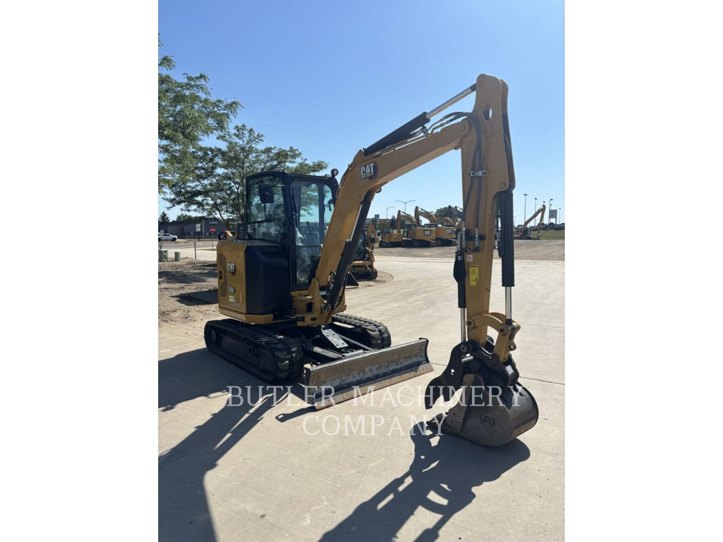 Cat 304-07, Mini Excavator, 710 hours, S/N: 0AN402098, 2023 - Image 2