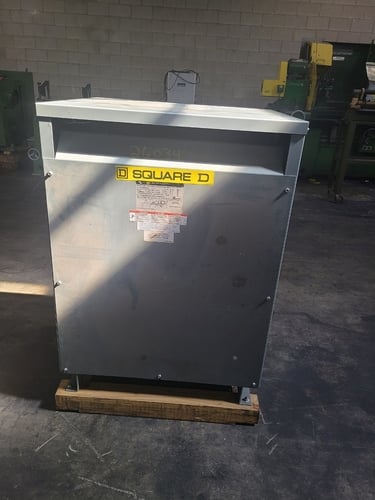150 KVA 480 Primary, 480Y/277 Secondary, Square D #EE150T1814H, Transformer, 3PH - Image 1