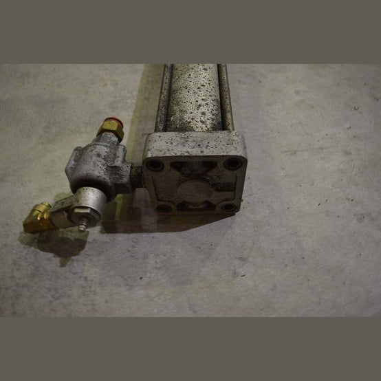 3" Bore, Air Cylinder, 1" outside dimension ram, 60" stroke, bolt-on mounting plate, (6 available) - Image 2