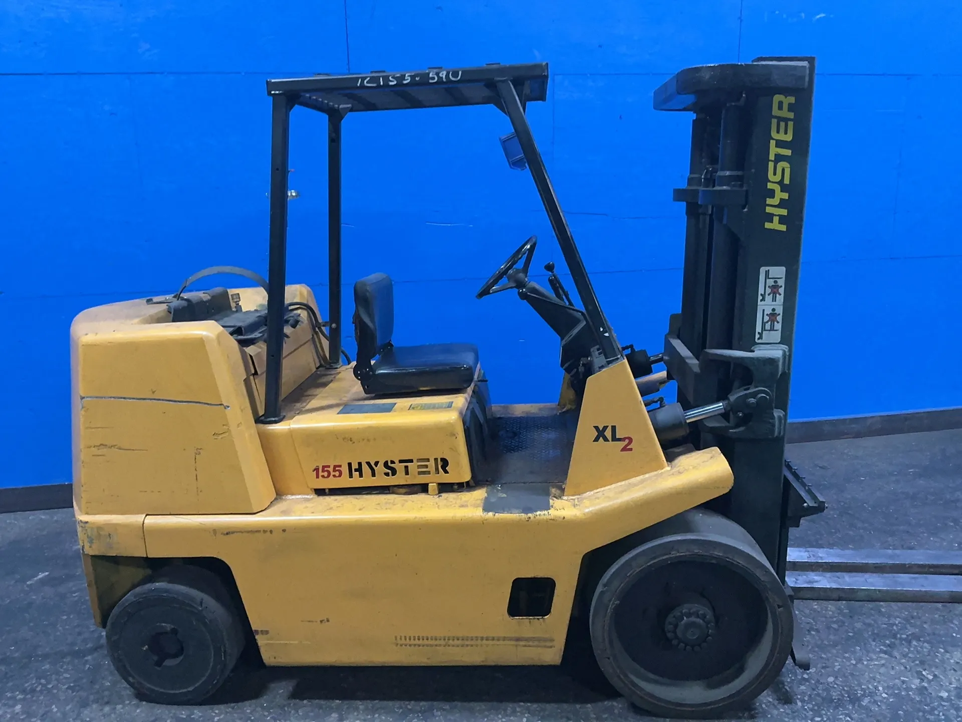 15700 lb. Hyster #S155XL, Propane Forklift, 86" mast height, 6" x 60" forks, 48,897 hours - Image 2