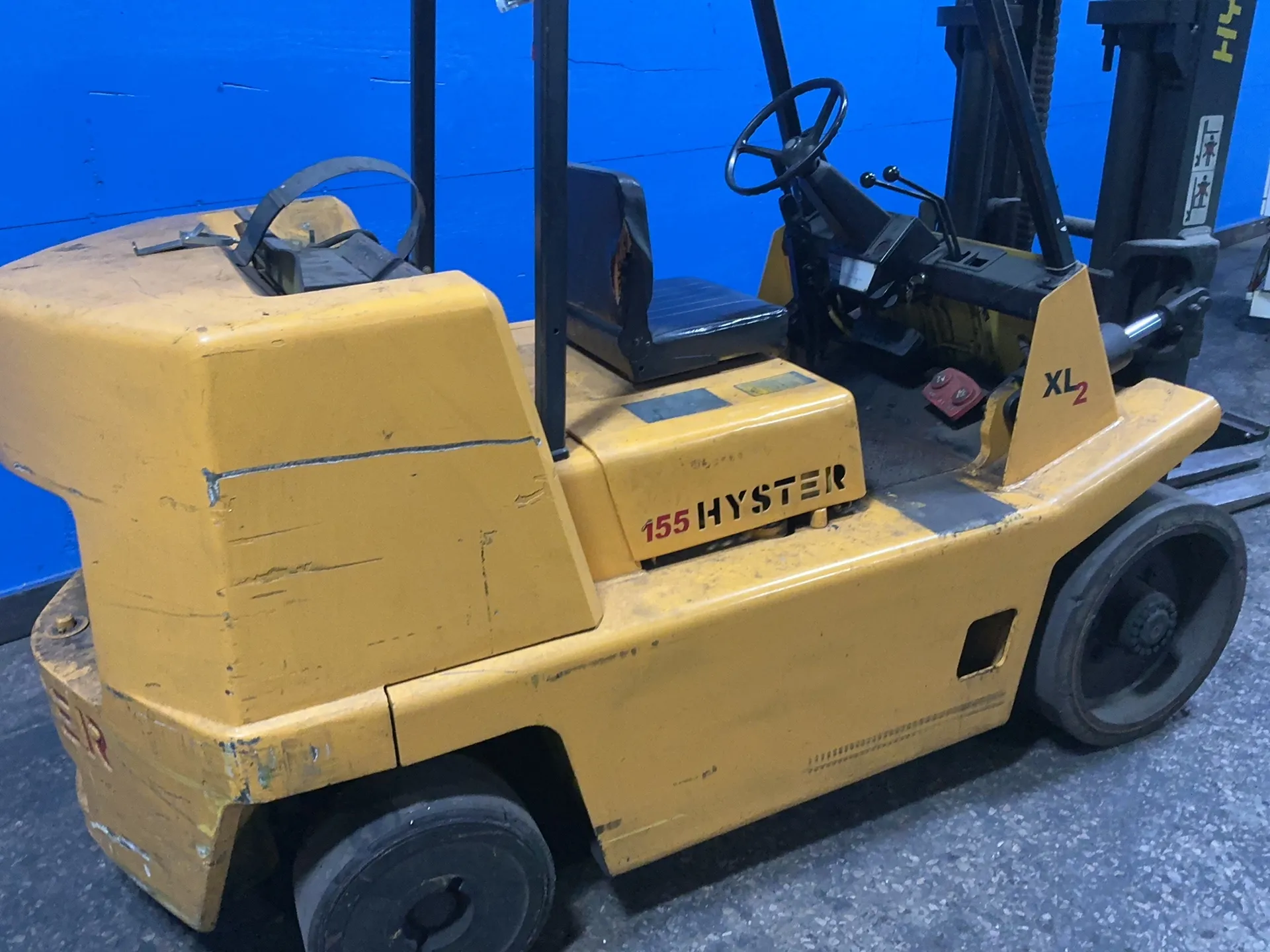 15700 lb. Hyster #S155XL, Propane Forklift, 86" mast height, 6" x 60" forks, 48,897 hours - Image 3