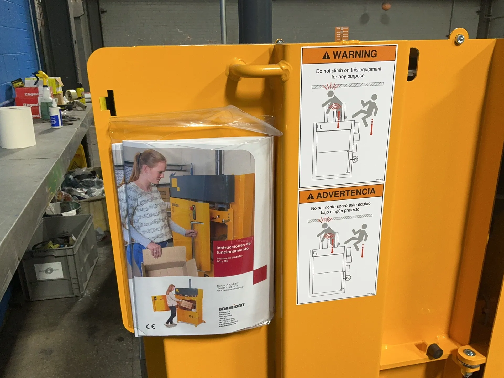 20" x 30" x 37-1/2" Bramidan #B4, Vertical Baler, 1 HP, 1700 RPM, 10 A, 115 V. - Image 5