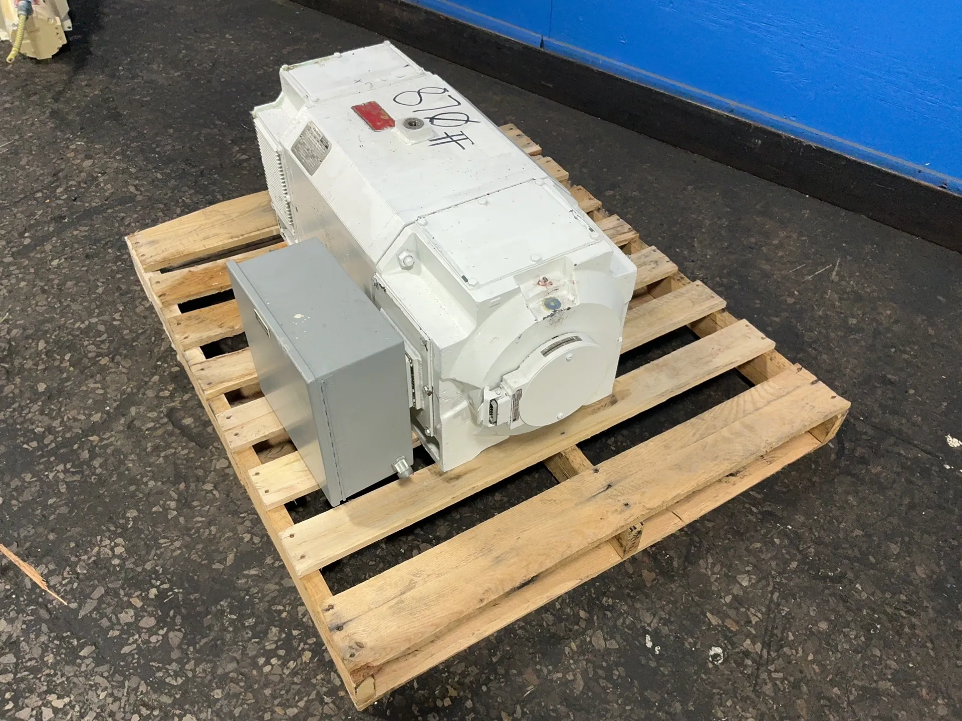 250 HP HP RPM 1765/2200 RPM Allen-Bradley #1329L-LB25017FVH-RL-FL, DC Motor, 295 A, 460 Volts - Image 2