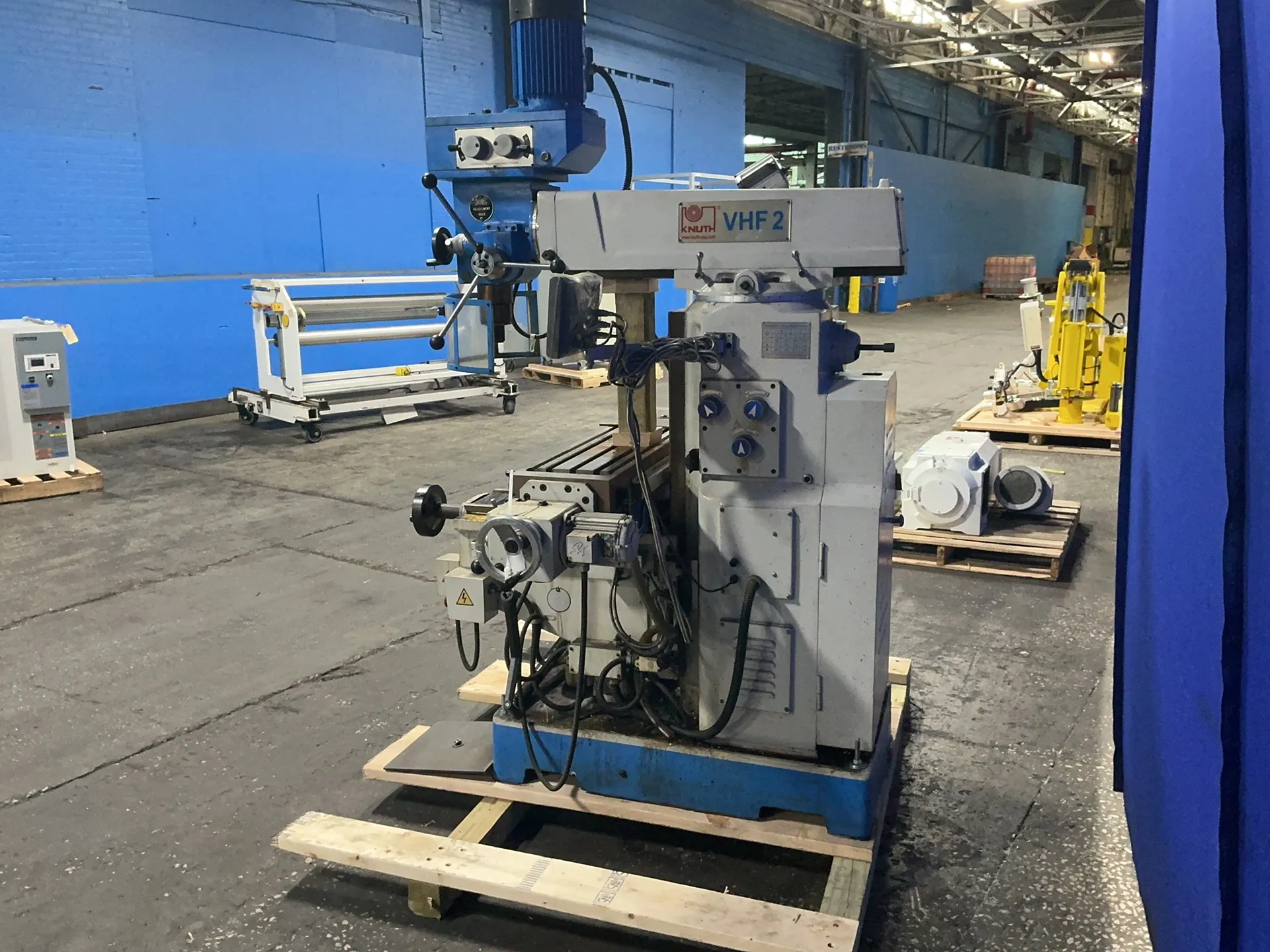 Knuth #VHF 2, Vertical Mill, 10" x 44" table, 0.85/1.5 KW, 1660 RPM, 5.35/6.04 A, Knuth X Pos 3 digital read - Image 4