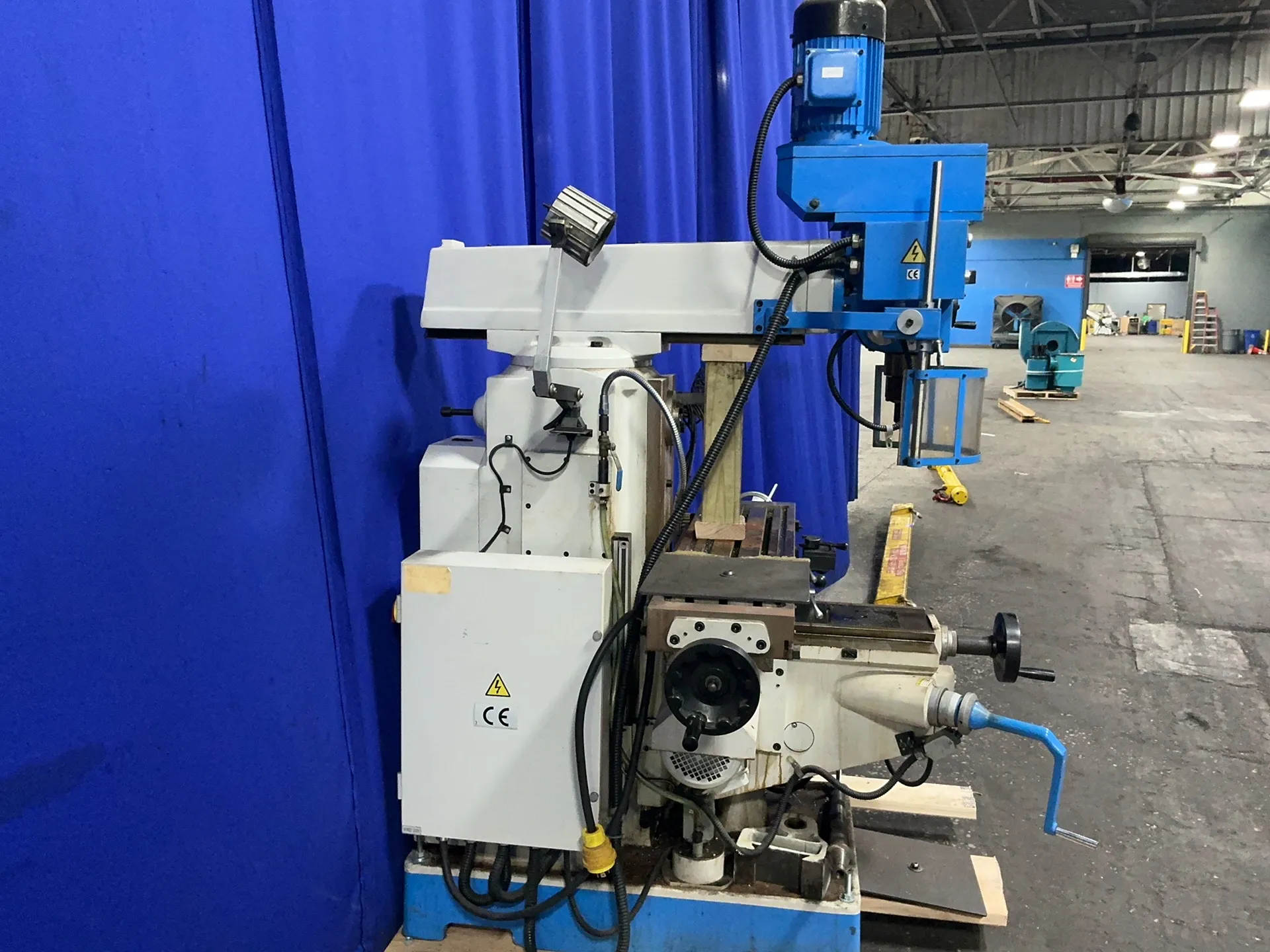 Knuth #VHF 2, Vertical Mill, 10" x 44" table, 0.85/1.5 KW, 1660 RPM, 5.35/6.04 A, Knuth X Pos 3 digital read - Image 5