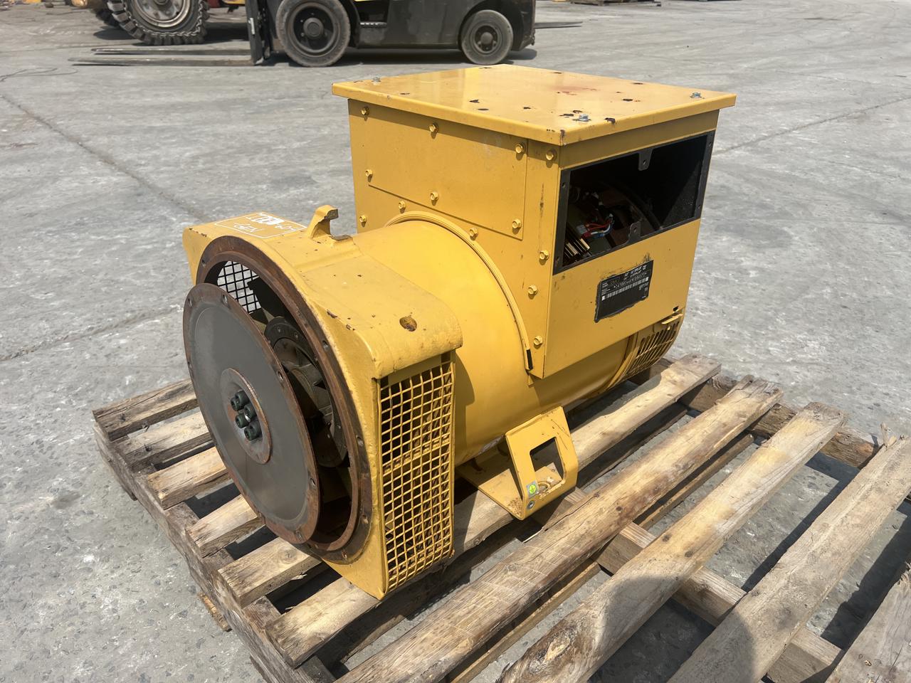 60 KW, Caterpillar #C4.4, generator end, 120/240 Volts, 1 phase, 4 wire, 650 hours, 2006 (2 available) - Image 9